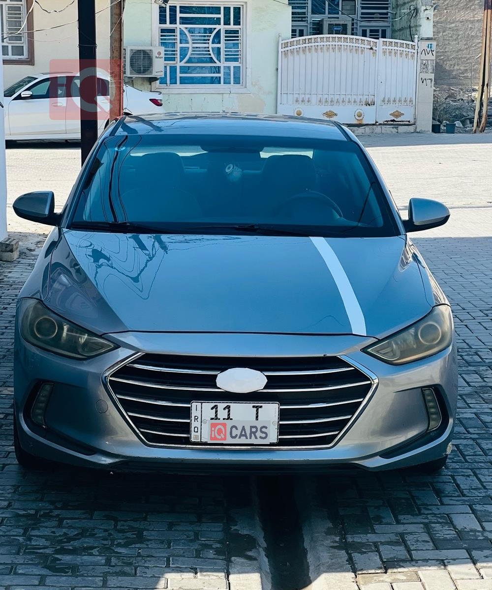 هیوندای ئەلەنترا